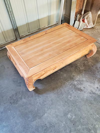 Table en bois après aérogommage